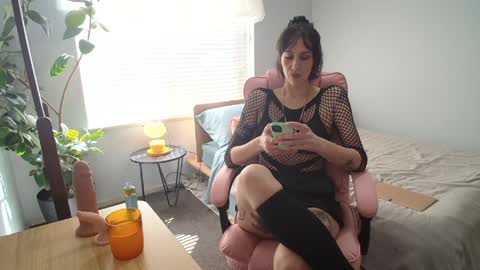 Snapshot of misscarmilla444 chatting on March 2026 04:12:02 AM MissCarmilla444 online show from March 2026 04:12:02 AM