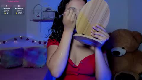 Chelsea online show from September 2025 08:31:01 PM