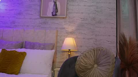 D A N A online show from April 2026 01:42:02 AM