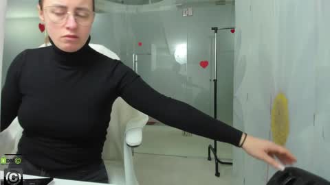 Miss Domina online show from March 2026 02:46:01 AM