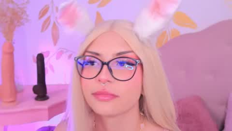Snapshot of misselektra__ chatting on October 2025 05:07:02 AM ELEKTRA online show from October 2025 05:07:02 AM