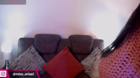 Snapshot of missemilie1 chatting on June 2026 04:28:02 PM Emilie Diaz online show from June 2026 04:28:02 PM