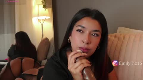 Snapshot of missemily_11 chatting on May 2026 09:48:01 AM Yuliana online show from May 2026 09:48:01 AM