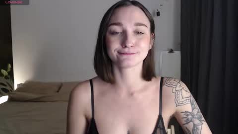 missfiti online show from December 2025 02:00:01 PM