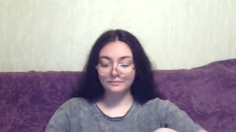 missis mona online show from June 2026 03:18:02 AM