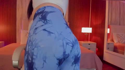 Snapshot of missisabella1 chatting on February 2025 02:38:01 PM Bella Castillo online show from February 2025 02:38:01 PM