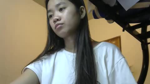 Snapshot of missjona08 chatting on December 2024 05:21:02 PM Jona online show from December 2024 05:21:02 PM