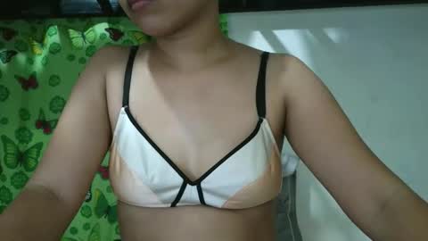 Jona online show from April 2026 12:08:01 AM