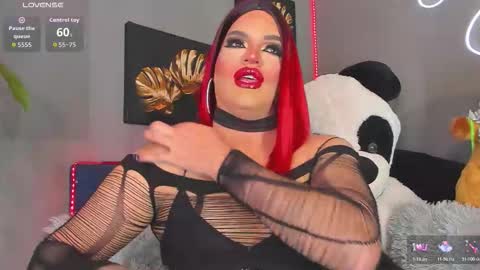 kassandra lazcano online show from November 2025 12:43:02 AM