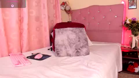   online show from October 2025 08:33:02 PM