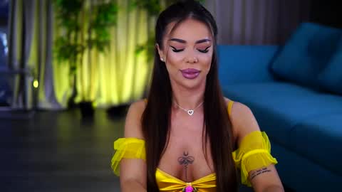 Snapshot of misskiarra chatting on March 2025 04:58:02 AM misskiarra online show from March 2025 04:58:02 AM