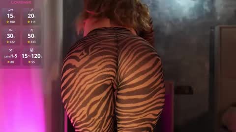 Snapshot of misskristel chatting on November 2025 11:33:02 AM misskristel online show from November 2025 11:33:02 AM