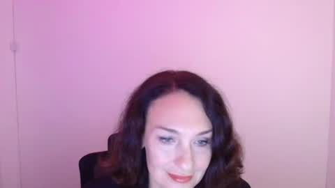 Christina online show from October 2025 06:23:02 AM