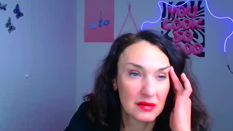 Christina online show from February 2026 12:22:02 PM