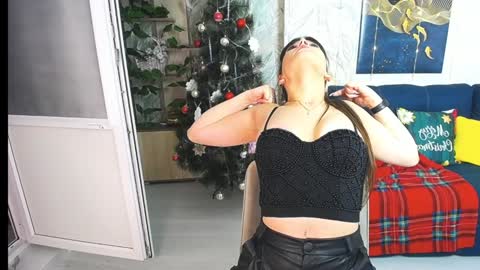 MissLaura online show from January 2025 06:36:02 AM