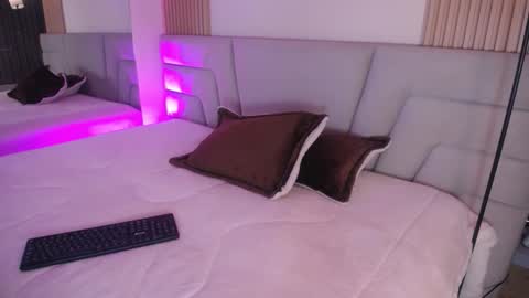 Miss Loise online show from January 2026 03:23:01 AM