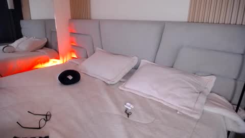 Miss Loise online show from March 2026 02:50:01 AM