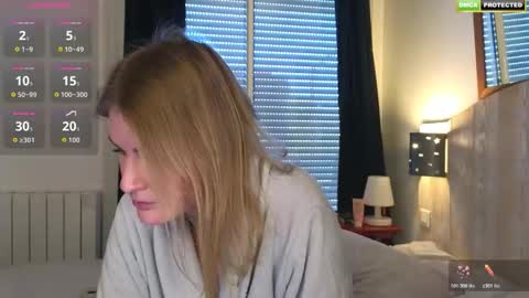 Misslucci online show from November 2025 09:42:01 AM