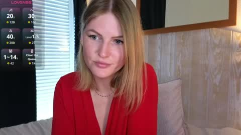 Misslucci online show from April 2026 02:12:02 PM