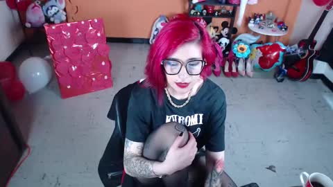 Miss Mia online show from February 2025 04:32:01 PM