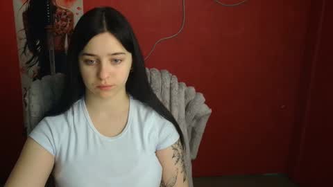 Snapshot of missmiamiss chatting on April 2026 11:08:02 AM Mia online show from April 2026 11:08:02 AM