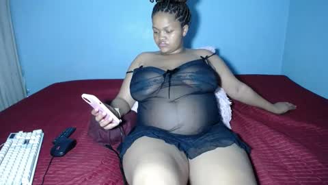 mimmi online show from November 2025 05:39:02 PM