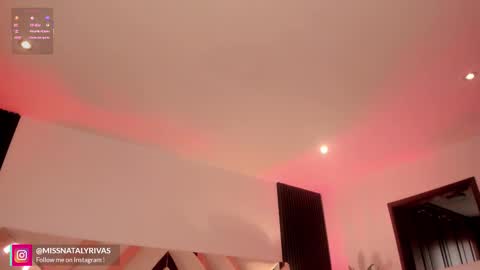 Nataly Rivas online show from November 2025 01:11:01 PM