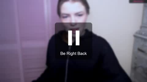 Snapshot of missoliviaa_ chatting on January 2025 10:32:01 AM Olivia online show from January 2025 10:32:01 AM