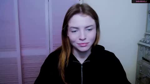 Snapshot of missoliviaa_ chatting on January 2025 02:08:02 PM Olivia online show from January 2025 02:08:02 PM