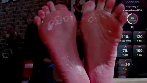 Miss Venus online show from March 2025 10:37:02 AM