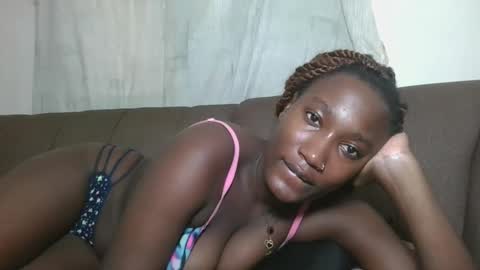 Snapshot of missprettygal chatting on September 2025 07:10:02 AM pretty gal online show from September 2025 07:10:02 AM