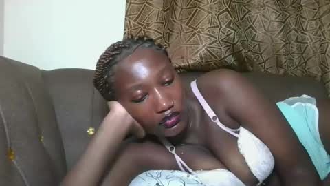 pretty gal online show from November 2025 07:59:01 PM