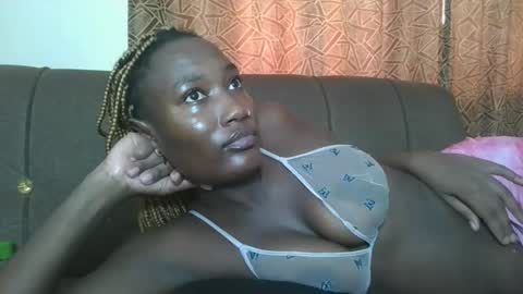 pretty gal online show from March 2026 01:25:01 PM