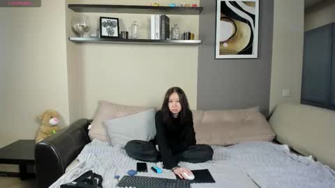BrainMia online show from September 2025 10:09:01 AM