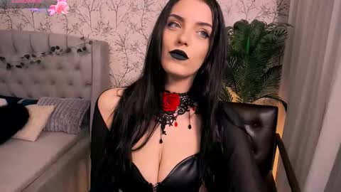 Emily online show from October 2025 08:29:02 PM