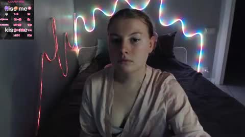 Miss Mila online show from June 2026 06:24:02 PM