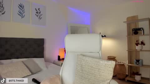 Snapshot of missthailand_ chatting on February 2025 11:49:01 PM Fernanda Davila online show from February 2025 11:49:01 PM