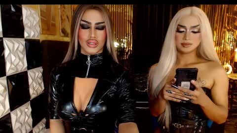 misstrishontop online show from April 2026 08:19:01 AM