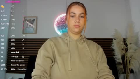 Snapshot of missvalery1 chatting on January 2025 12:27:02 PM missvalery1 online show from January 2025 12:27:02 PM