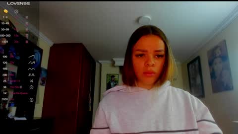 missvalery1 online show from June 2026 10:52:02 PM