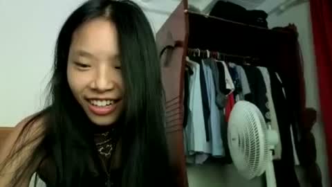 Snapshot of missversatile chatting on July 2026 08:33:01 PM Miss Versatile online show from July 2026 08:33:01 PM