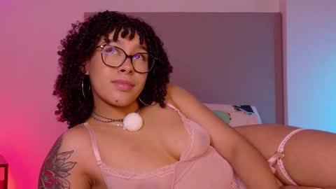 Missy Gainer online show from October 2025 04:02:02 PM