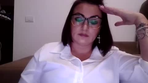 Kim online show from January 2026 05:05:01 PM