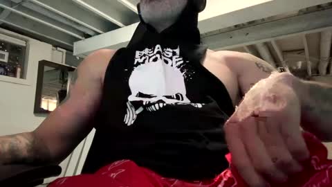 AJ online show from March 2025 05:50:02 AM