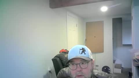 Mr. Happy online show from February 2026 06:06:01 PM