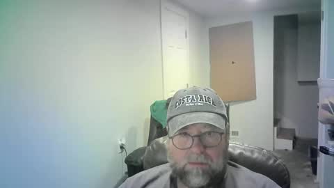 Snapshot of mister_happy567 chatting on March 2026 05:22:01 AM Mr. Happy online show from March 2026 05:22:01 AM