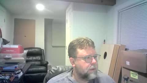 Snapshot of mister_happy567 chatting on April 2026 05:14:02 AM Mr. Happy online show from April 2026 05:14:02 AM
