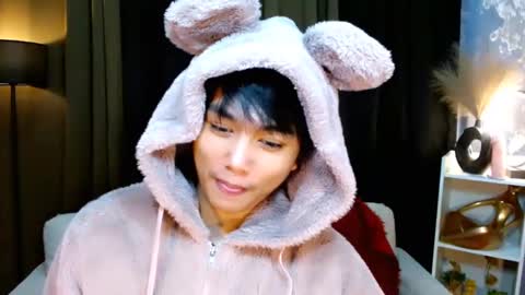 Snapshot of mister_officer chatting on December 2024 12:08:02 PM SAINT SACHI  will make your day  online show from December 2024 12:08:02 PM