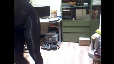 misterbobbyxx online show from April 2026 06:17:02 AM