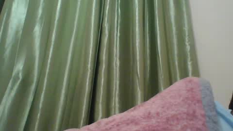 misticmoment online show from June 2026 06:35:02 PM